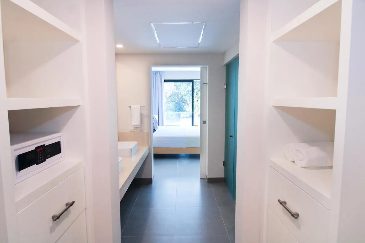 Nick Price Luxury 2 Bedroom Apartment By Spot Rentals Playa del Carmen
